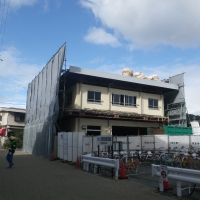 宝塚市山本東 公共施設軽量鉄骨二階建解体