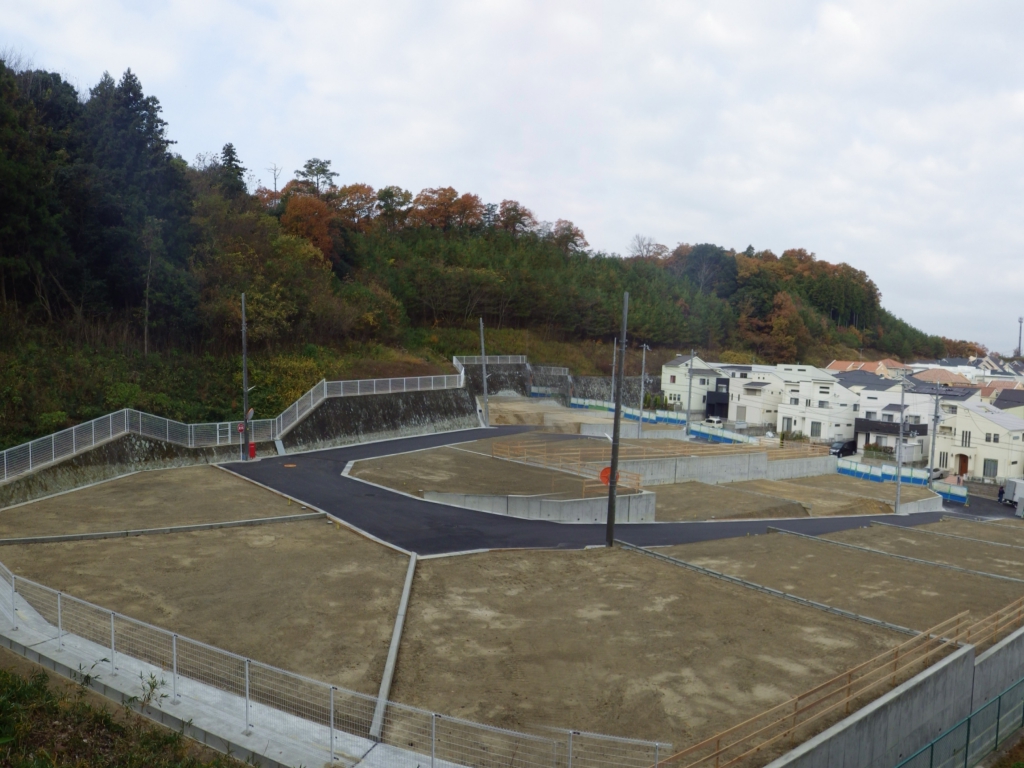 猪名川町つつじヶ丘 土地取得～開発工事竣工後、一括売却